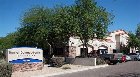 Barnet Dulaney Perkins Eye Center, 5285 W Bell Rd,。